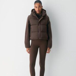 The Super Puff™ Shorty Vest - cliMATTE™